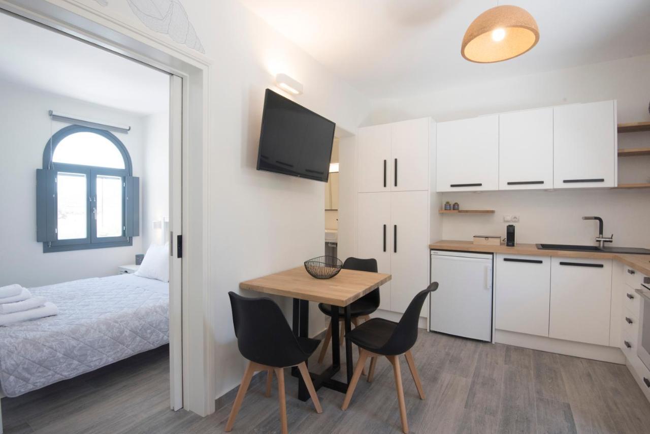White New 1Bd House With Private Jacuzzi In Isterni Villa Isterni  Buitenkant foto
