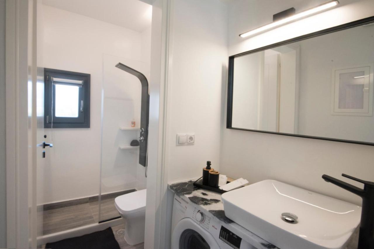 White New 1Bd House With Private Jacuzzi In Isterni Villa Isterni  Buitenkant foto